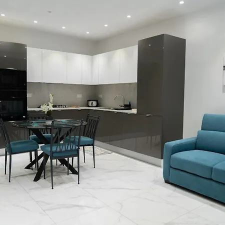 Διαμέρισμα Southview Luxury Penthouse *